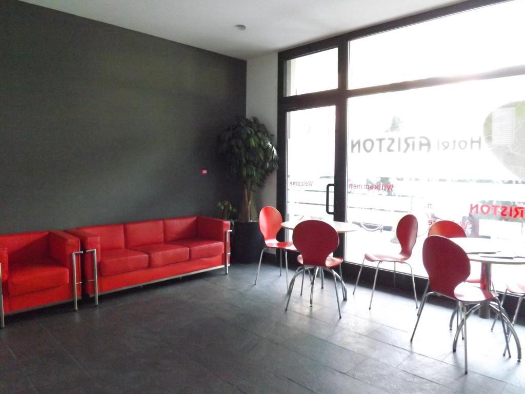 Hotel Ariston Больцано Экстерьер фото