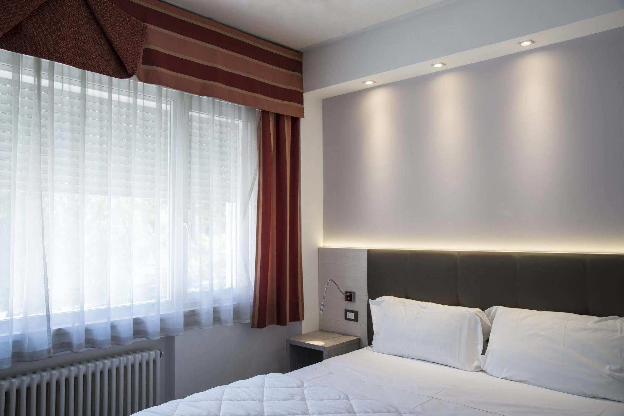 Hotel Ariston Больцано Экстерьер фото