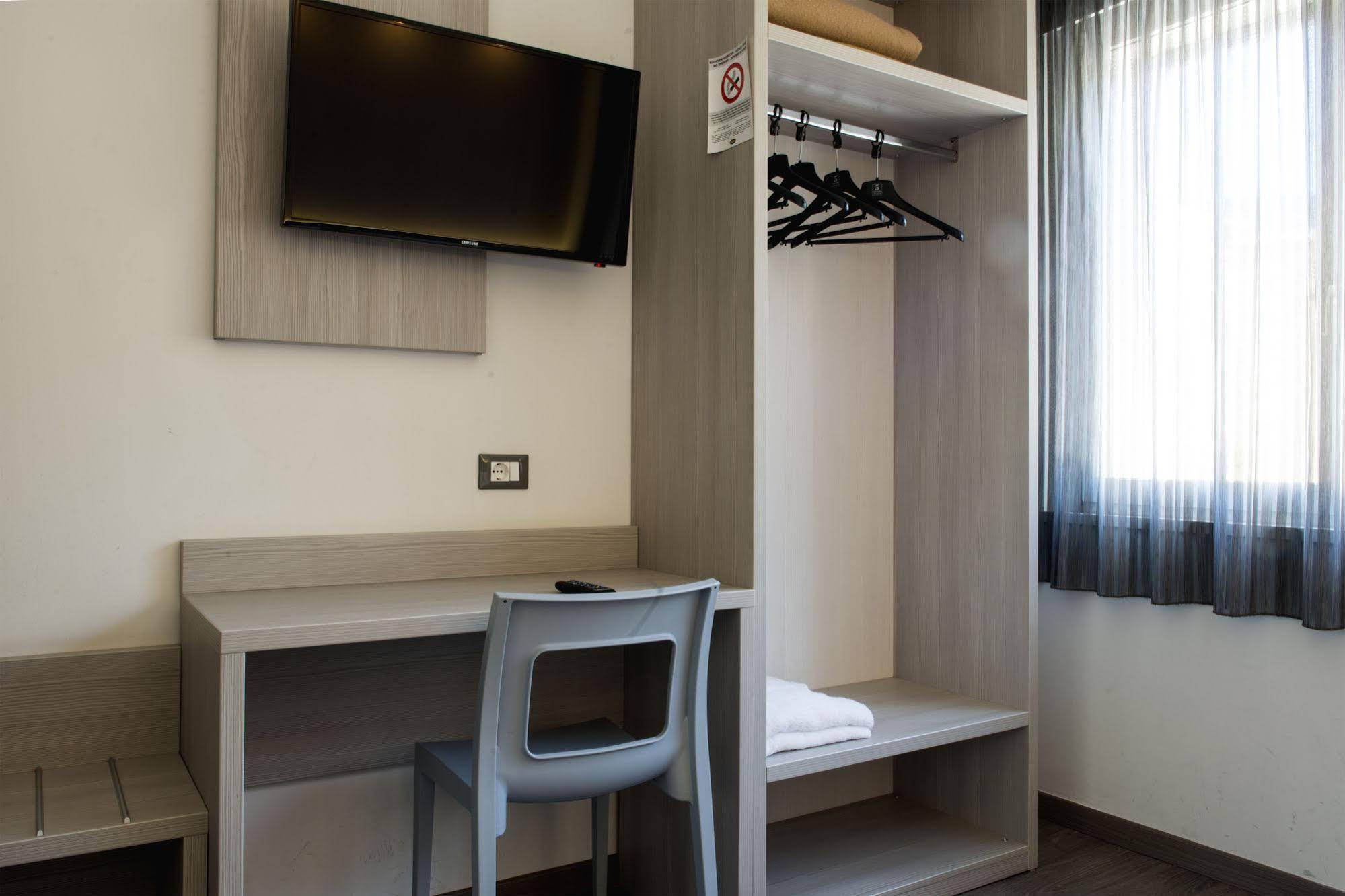Hotel Ariston Больцано Экстерьер фото