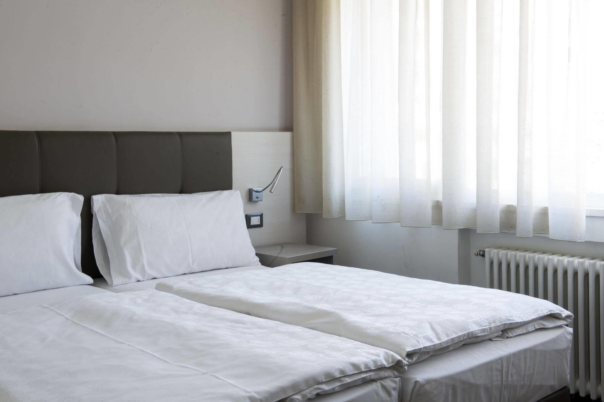 Hotel Ariston Больцано Экстерьер фото